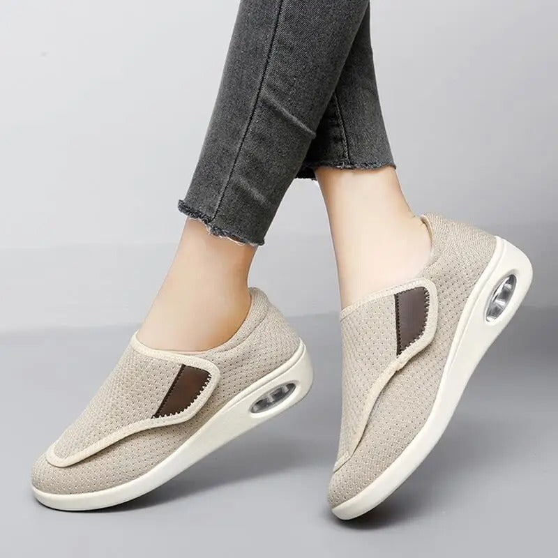 Wide Diabetic Shoes for Swollen Feet with Adjustable Straps and Removable Memory Foam Insoles