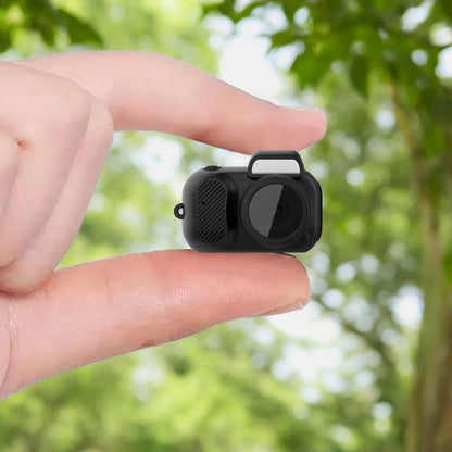 The Quicksnap Keychain Camera